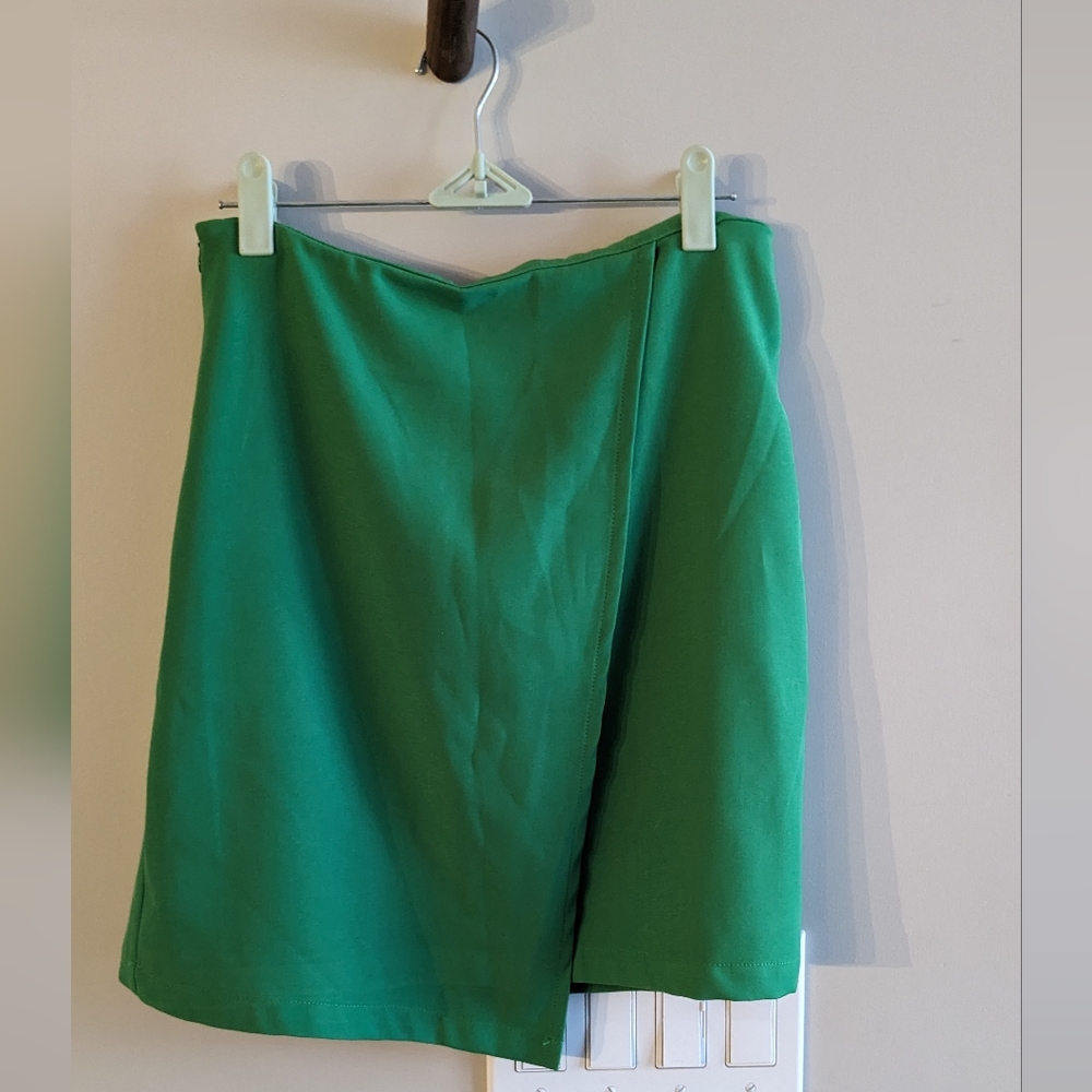Emerald green skirt